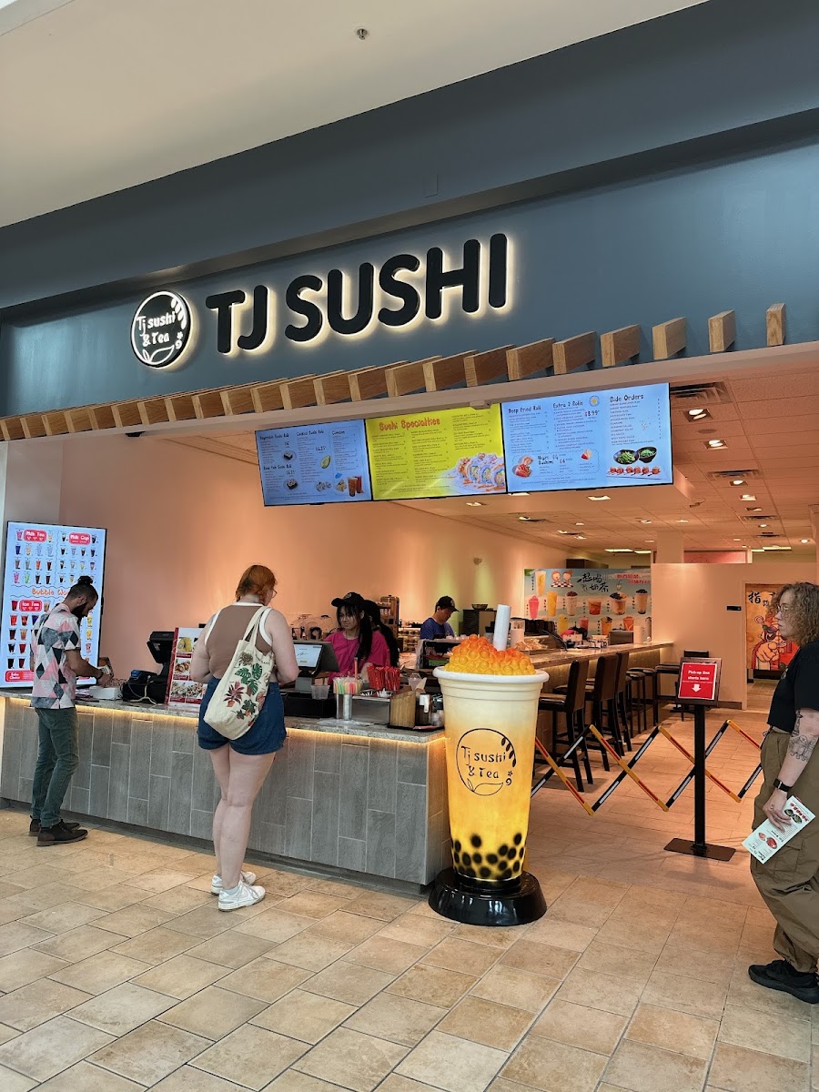 T J Sushi (Summit Mall)